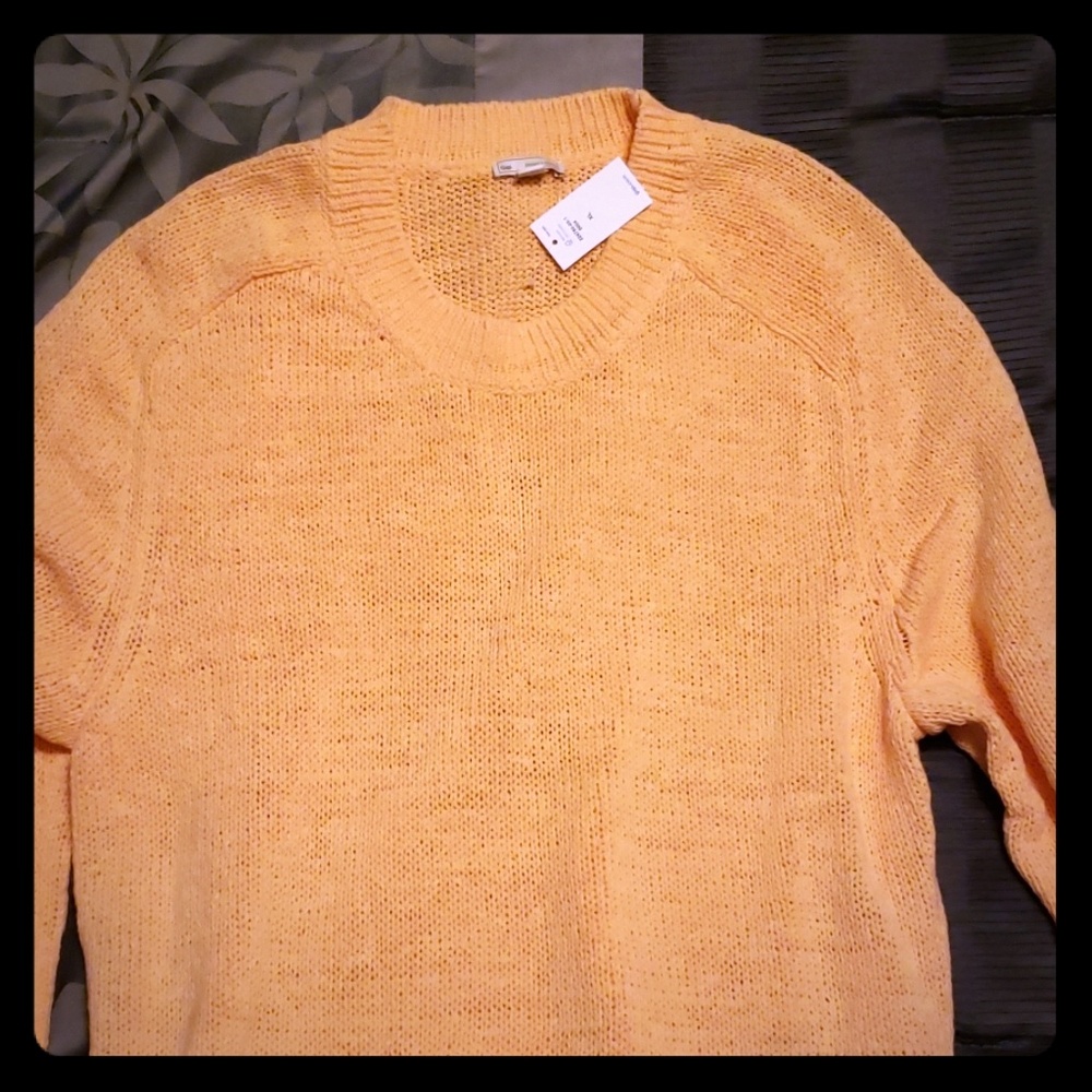 NWT Gap sweater